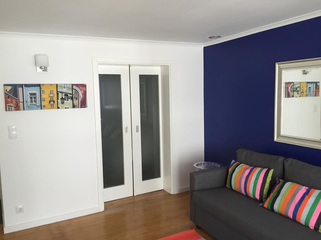Happy Nest Charming Apartamento